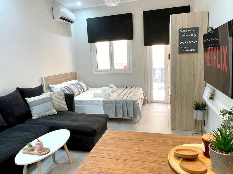 Urban Loft Downtown At Zakinthos Centre Apartment Zakynthos Town Exterior photo